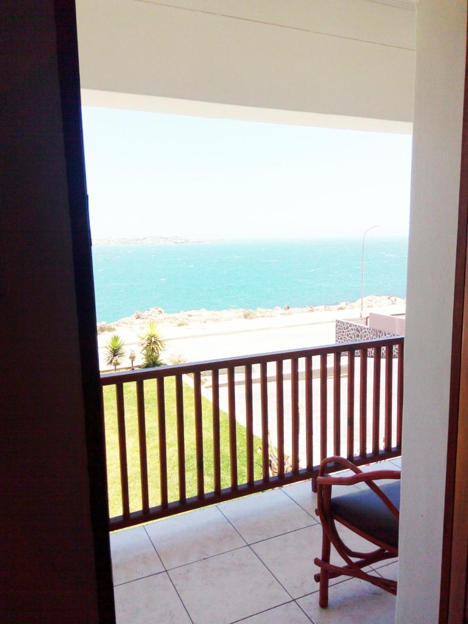 Kairos Cottage B&B Lüderitz Exteriör bild