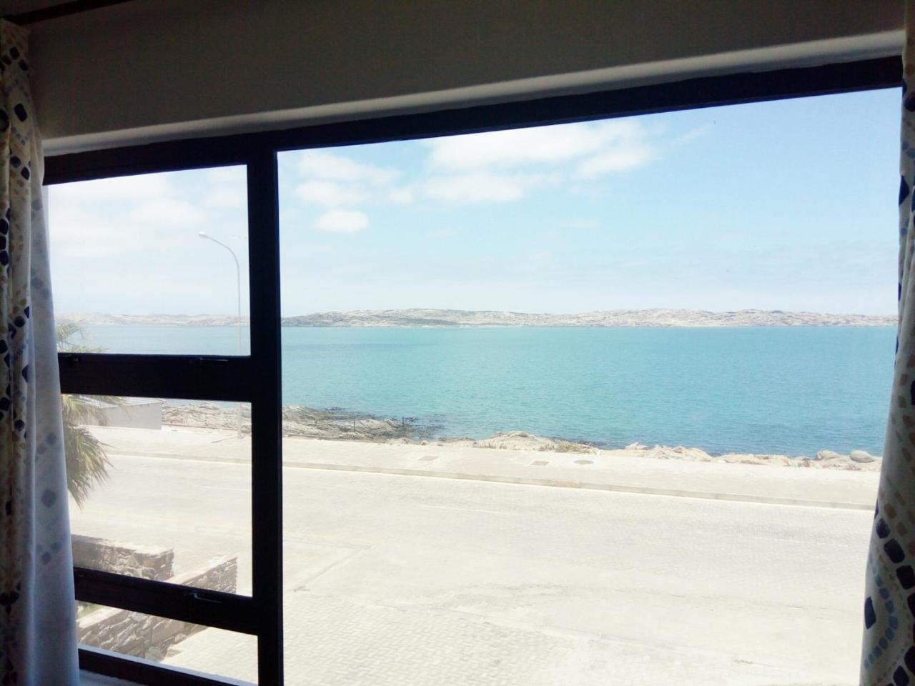 Kairos Cottage B&B Lüderitz Exteriör bild